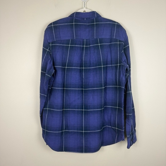 The North Face Navy Checkered Men's Shirt - Picture 2 of 8